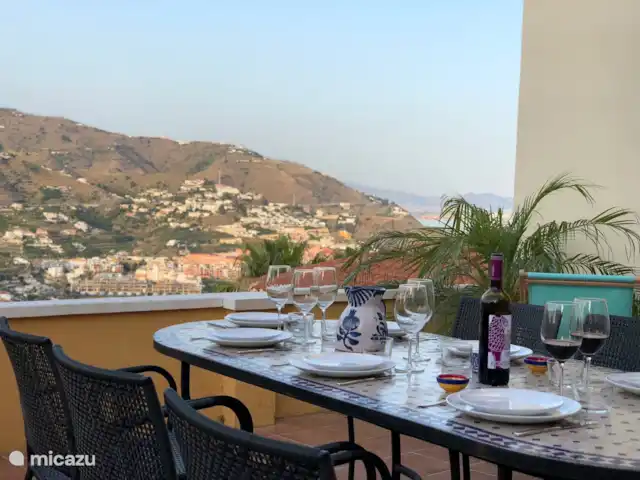 Location de Vacances Espagne, Costa Tropical, Almuñécar, maison de vacances - AlmunecarLocation Vacances: Palmeras Vue de la terrasse