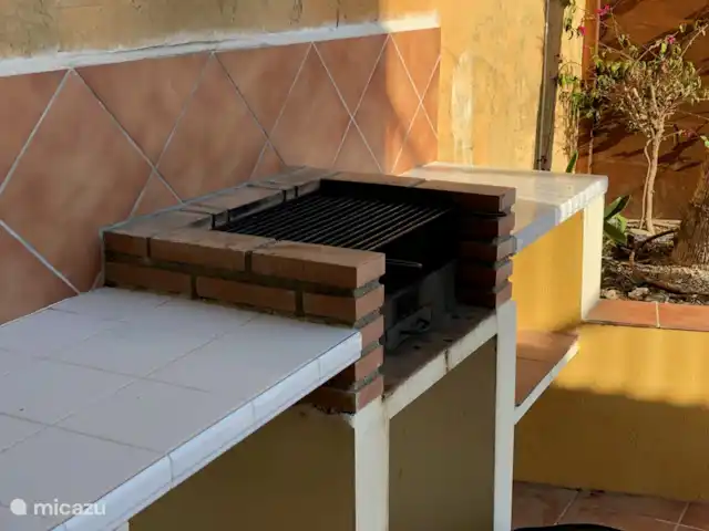 Location de Vacances Espagne, Costa Tropical, Almuñécar, maison de vacances - AlmunecarLocation Vacances: Palmeras Barbecue fixe