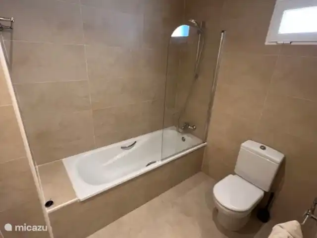 Location de Vacances Espagne, Costa Tropical, Almuñécar, maison de vacances - AlmunecarLocation Vacances: Palmeras Salle de bain 2