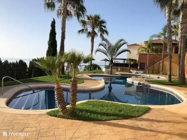 Location de Vacances Espagne, Costa Tropical, Almuñécar, maison de vacances - AlmunecarLocation Vacances: Palmeras Piscine à 1 minute à pied