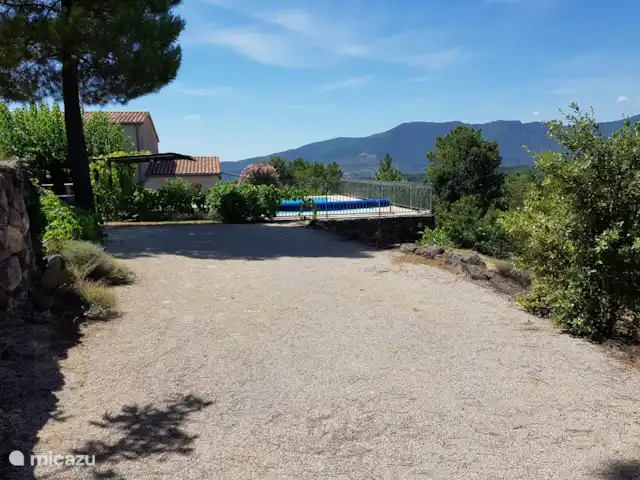 Le Vignal 1 huren in Frankrijk, Ardèche, Chambonas - vakantiehuis Petanquebaan