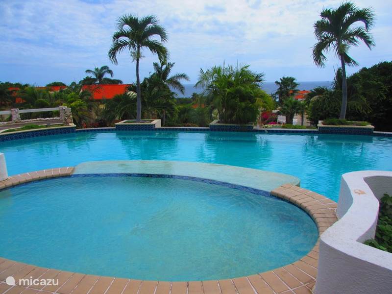 Holiday home in Curaçao, Curacao-Middle, Piscadera Apartment Luxurious, spacious apartment. Royal Palm Res. 26G