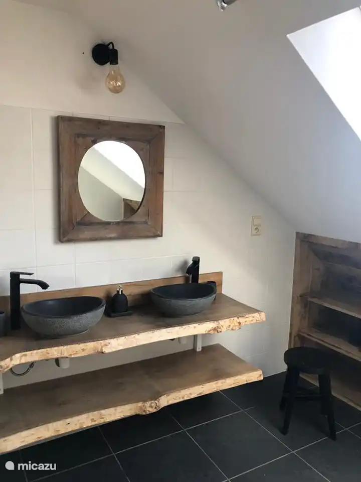 Badezimmer 2 Waschbecken