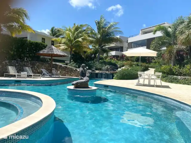 LUX The Grand huren in Curaçao, Banda Ariba (oost), Jan Sofat - appartement Heerlijk zwembad