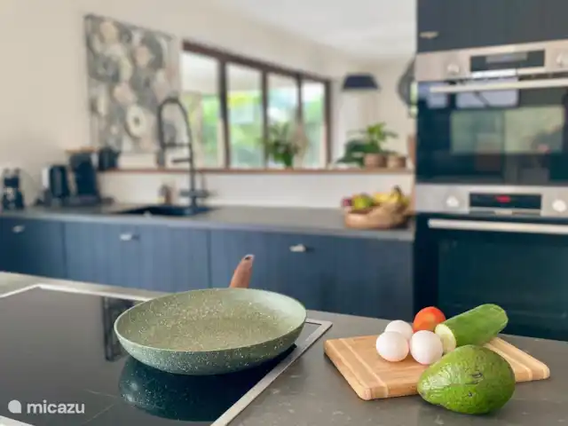 LUX The Grand huren in Curaçao, Banda Ariba (oost), Jan Sofat - appartement Open keuken