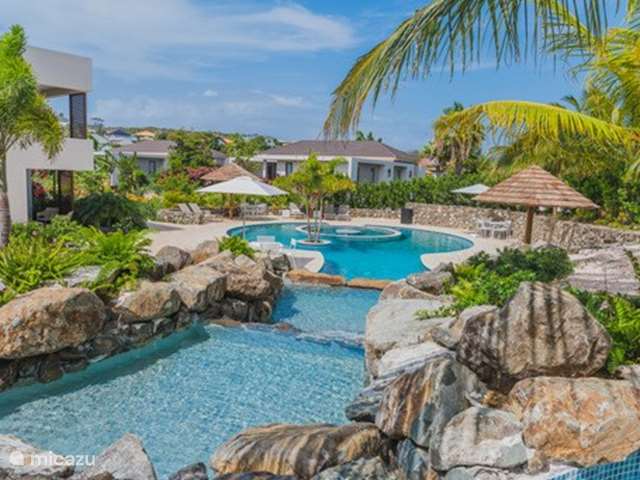 Vakantiehuis Curaçao, Banda Ariba (oost) – appartement LUX The Grand