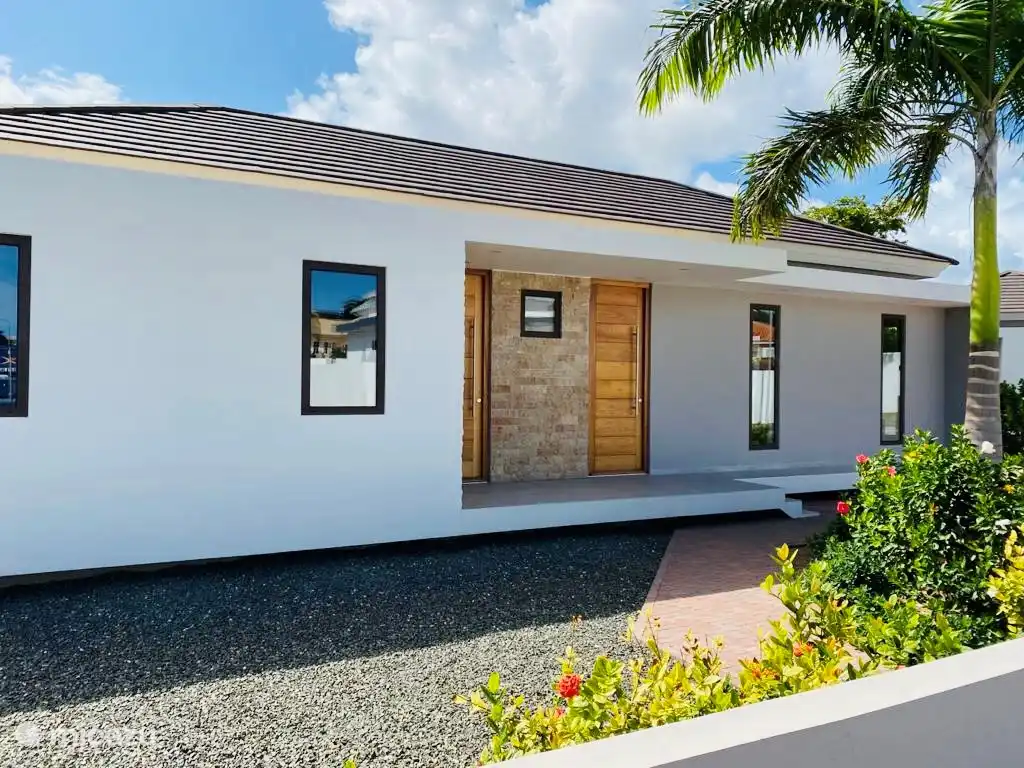 Villa Blenchi LUX Jan Sofat in Curaçao, Banda Ariba (Ost), Jan Sofat - Villa