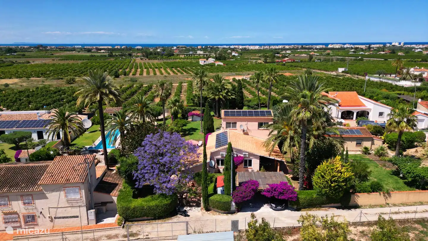 Blick auf die Villa von oben