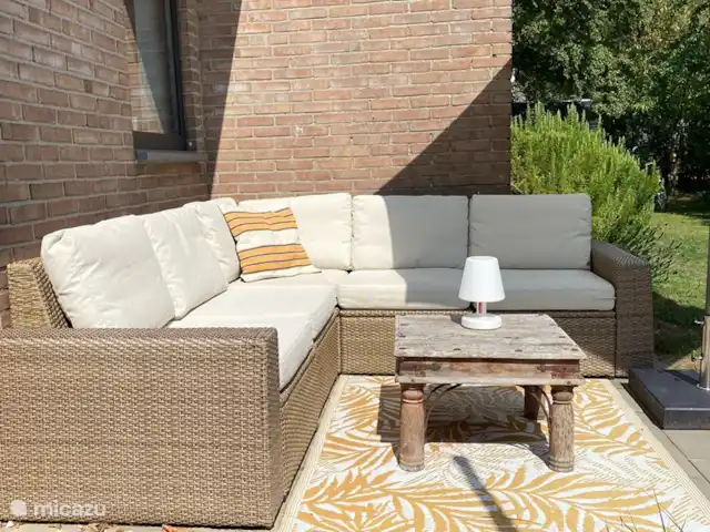 'De Krab' de Zuidhoek 2 huren in Nederland, Zeeland, Renesse - bungalow Altijd wel de juiste plek te vinden in de tuin in de zon of juist liever in de schaduw