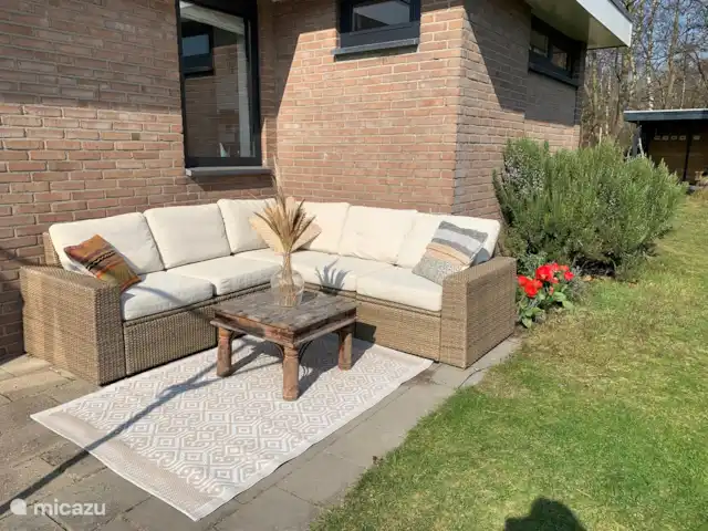 'De Krab' de Zuidhoek 2 huren in Nederland, Zeeland, Renesse - bungalow Heerlijke tuin met veel zonuren, privacy en een fijne terrasoverkapping