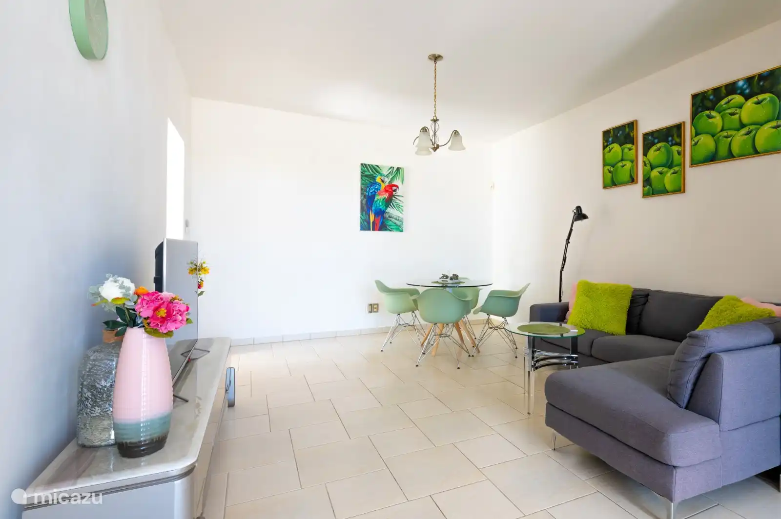 Wohnzimmer aus einem anderen Blickwinkel.