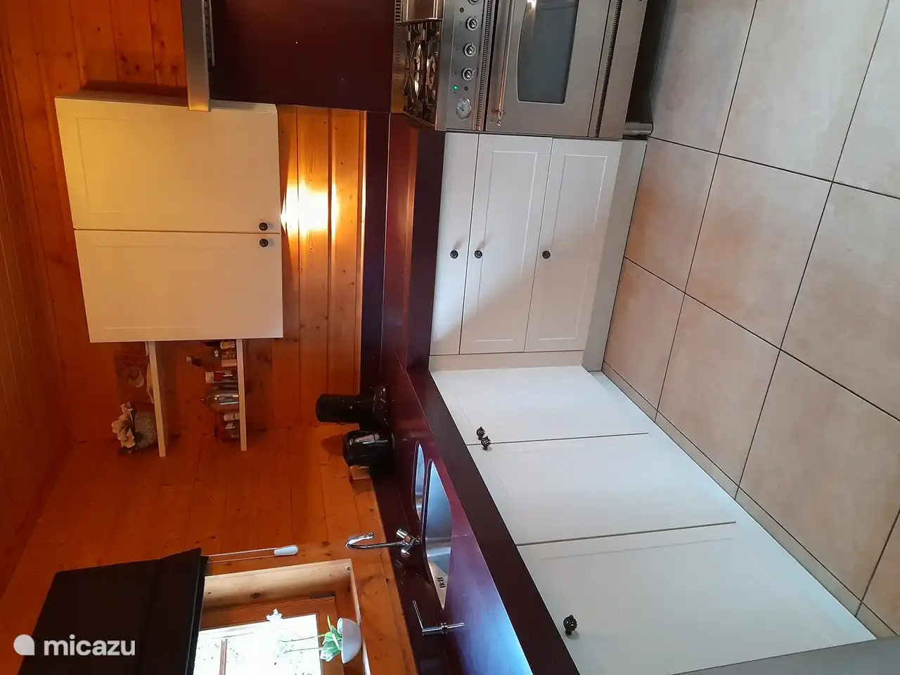 Doppelspüle - Senseo und Wasserkocher.