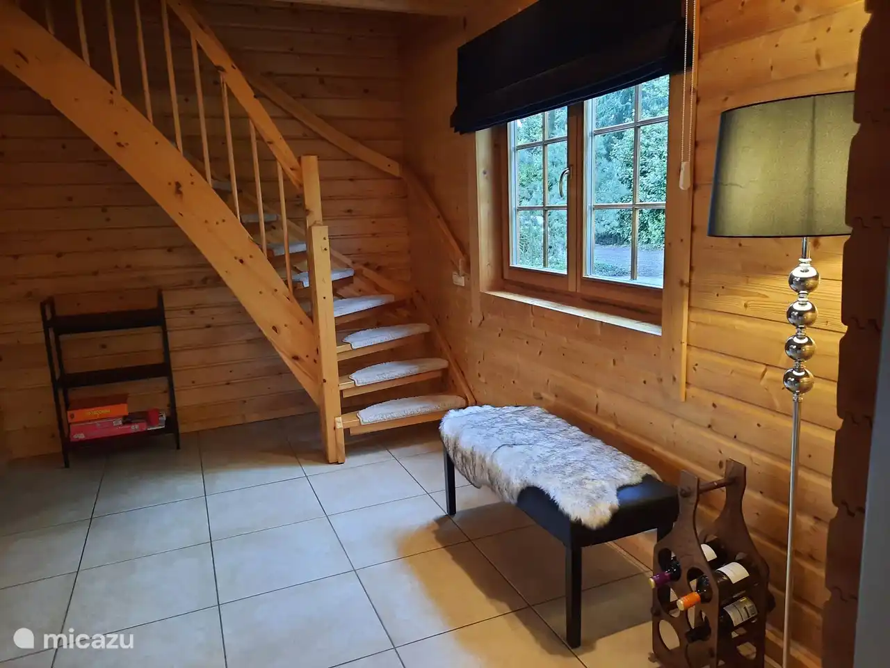 Feste Treppe zum Dachgeschoss