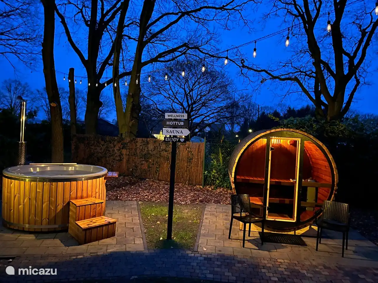 Abends märchenhaft schön auf dem Wellnessplatz