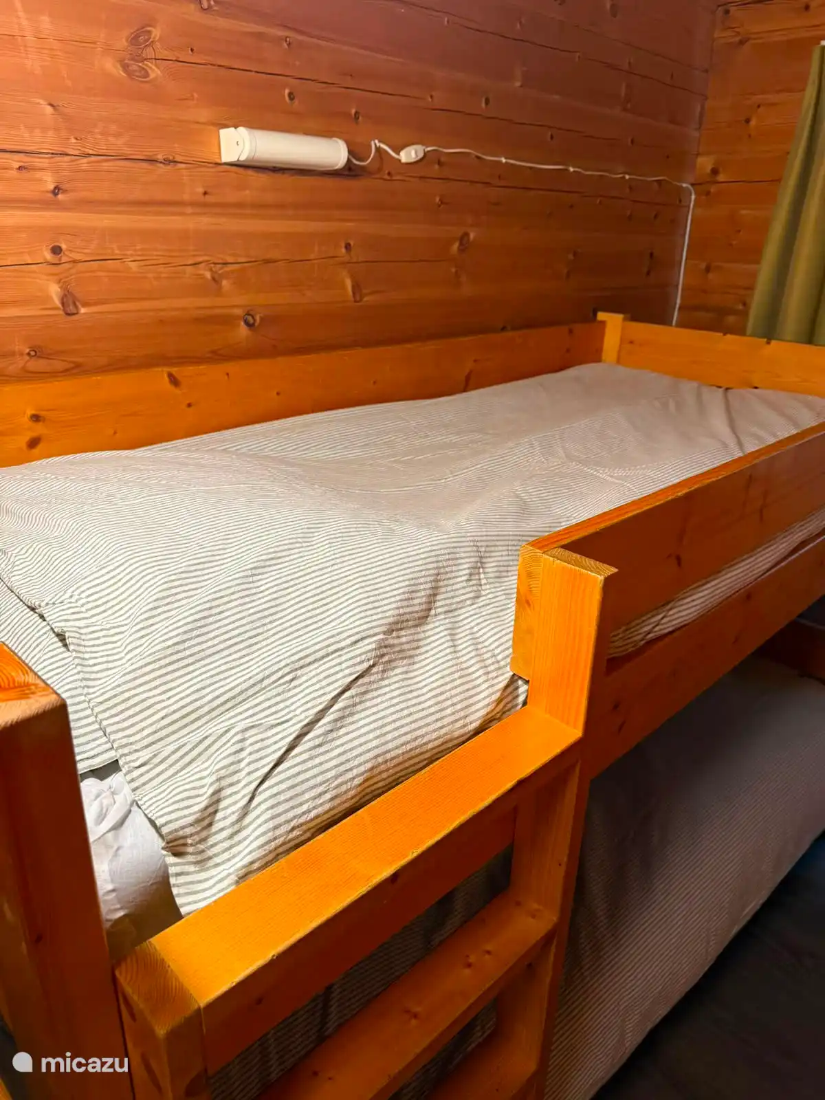 Bovenste stapelbed in 3e slaapkamer 