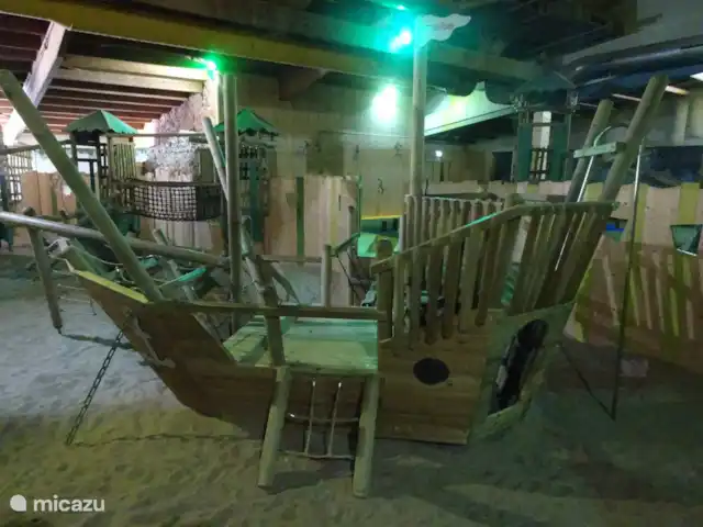 Chalet finlandais, dans un parc avec piscine | Pays-Bas, Overijssel, Gramsbergen - maison de vacances Jungle des singes fous