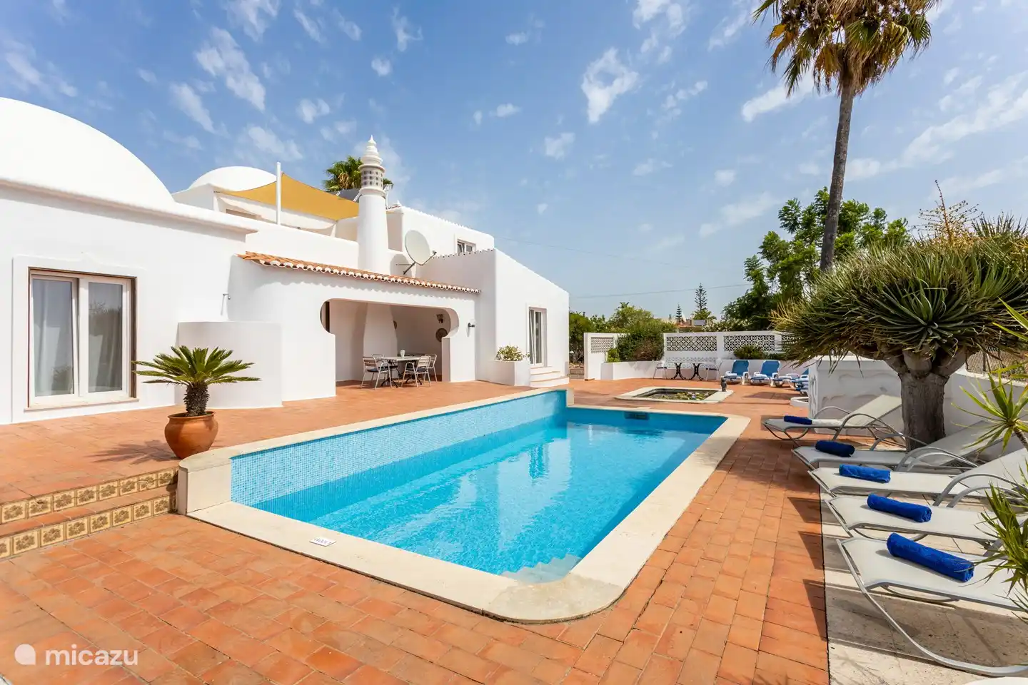 Casa Cinco Cúpulas en Portugal, Algarve, Porches (Lagoa) - villa