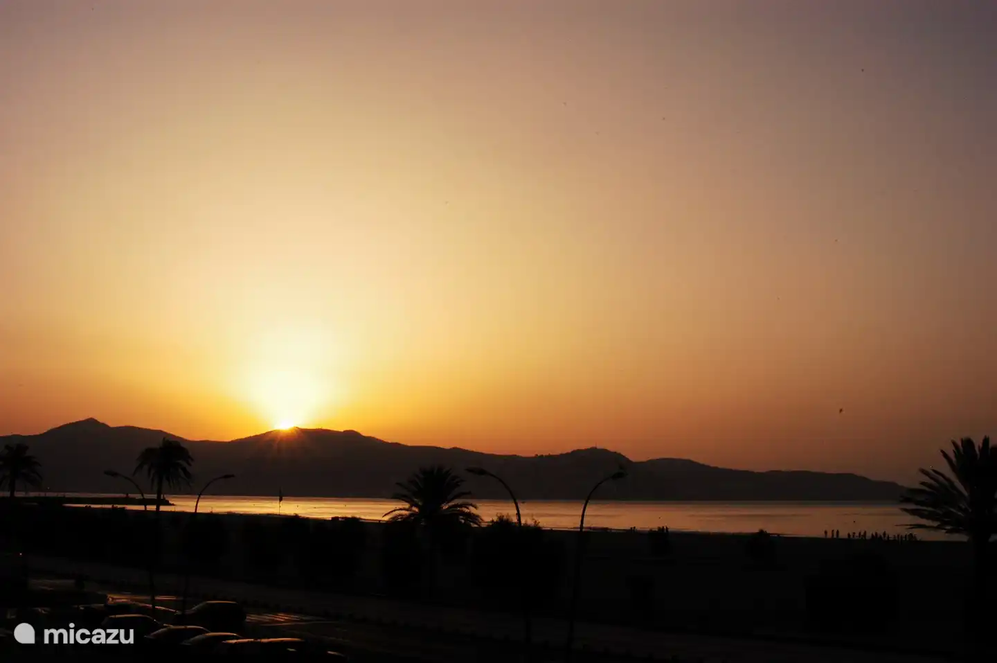 Sonnenaufgang über den Pyrenäen