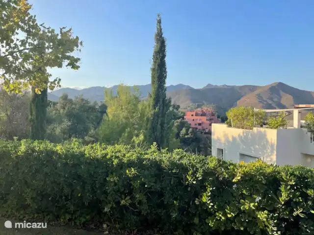 Luxueus appartement The Oakhill huren in Spanje, Andalusië, Ojén - appartement Uiticht vanuit de tuin