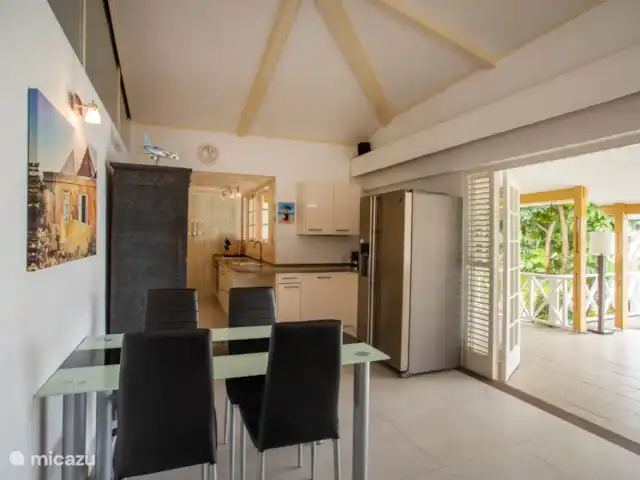 Villa Bon Bini en Curazao, Curazao Centro, Piscadera - bungaló Mesa del comedor