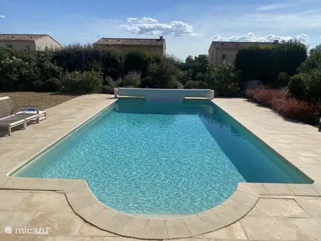 großer beheizter privater Pool