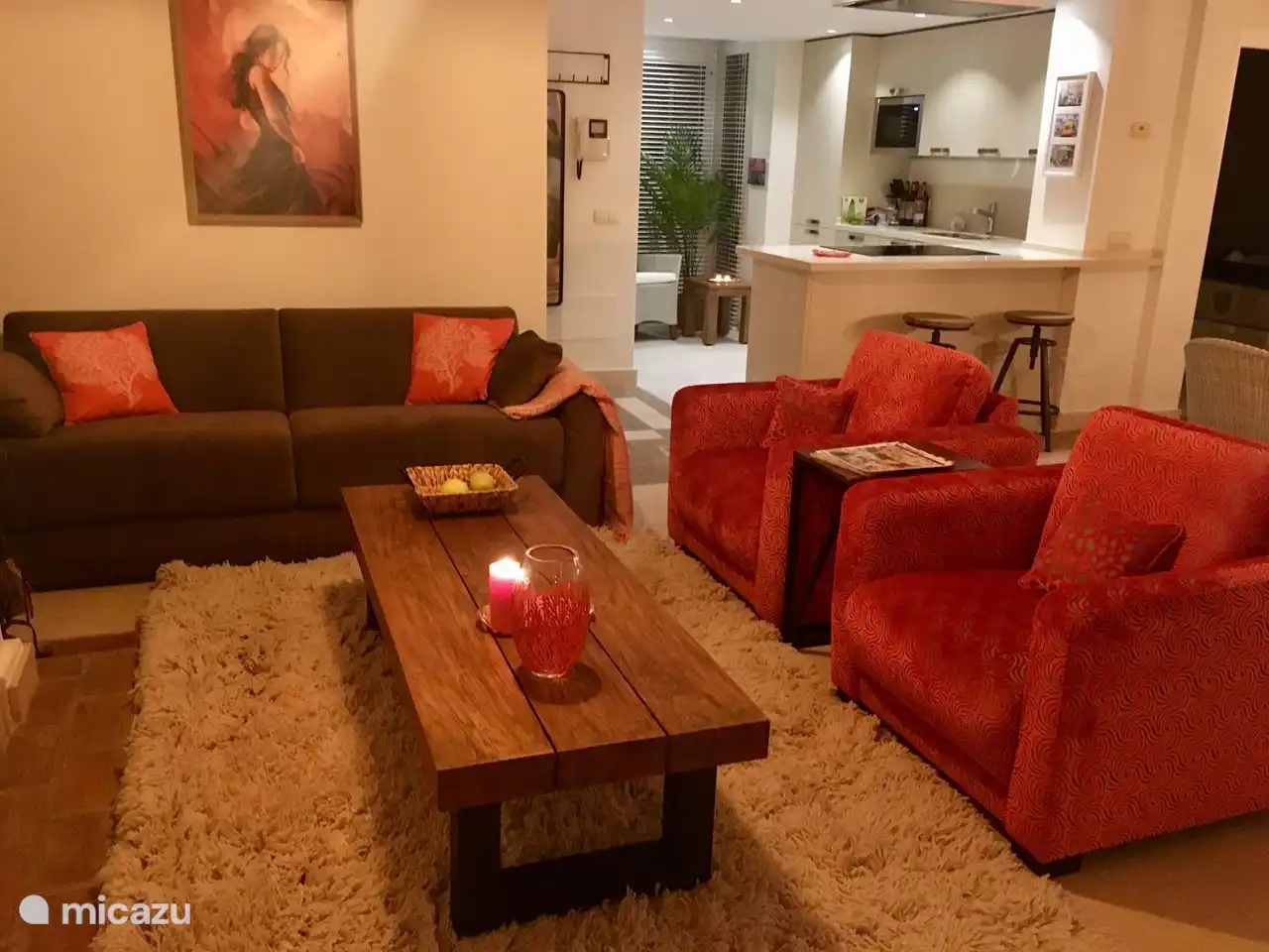 Die neue offene Küche ist luxuriös und einzigartig in der Residenz La Perla de la Bahia 