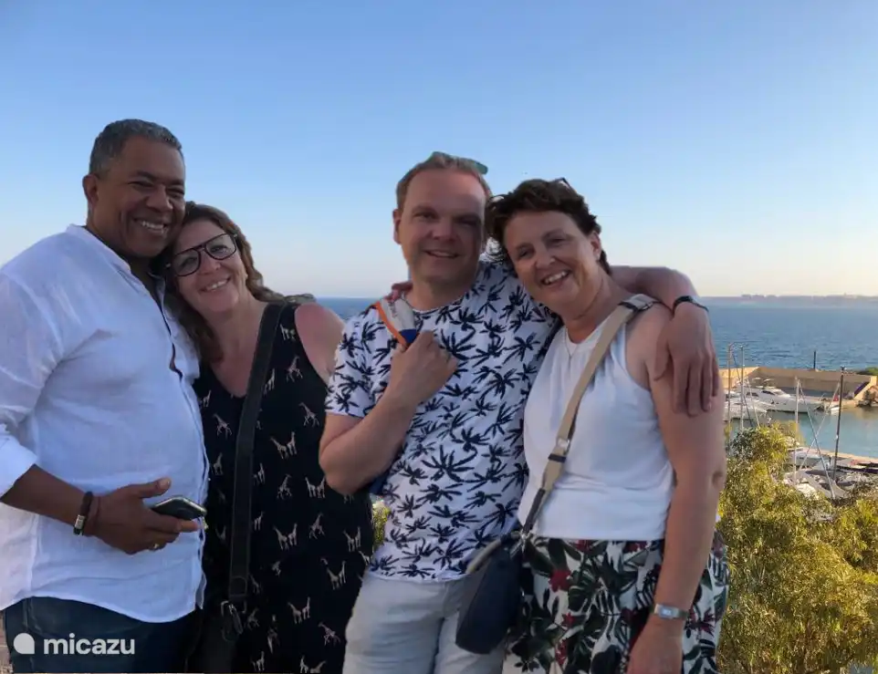 Neeltje en Frank, Atje en Alwin