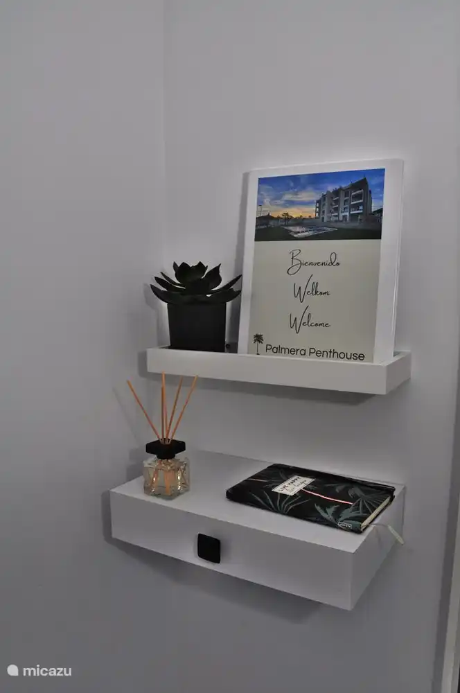 Bei Ihrer Ankunft finden Sie unsere Willkommensmappe im Eingang.