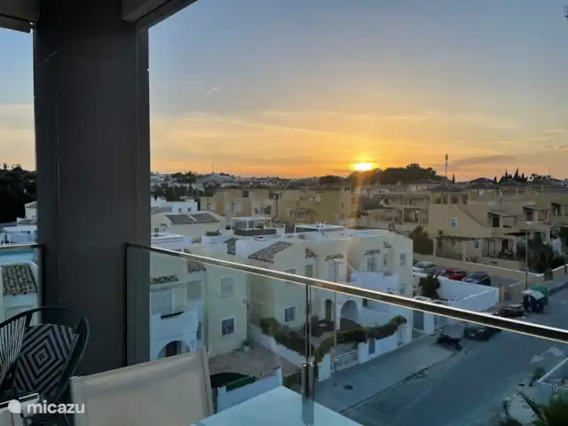 Location de Vacances Espagne, Costa Blanca, Villamartin, penthouse - Palmera Penthouse, Valentino Golf I Vue du balcon : toujours un coucher de soleil !