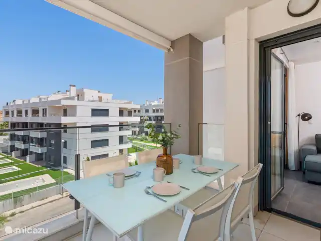 Location de Vacances Espagne, Costa Blanca, Villamartin, penthouse - Palmera Penthouse, Valentino Golf I Espace sur le balcon et aussi une large vue.