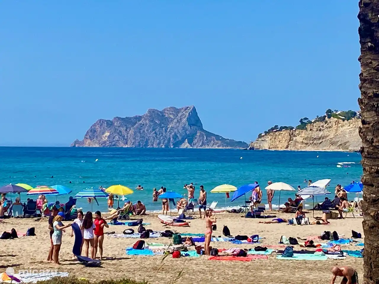 Ampolla, la grande plage de sable de Moraira