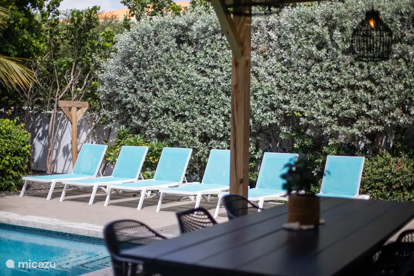 6 des 12 lits disponibles