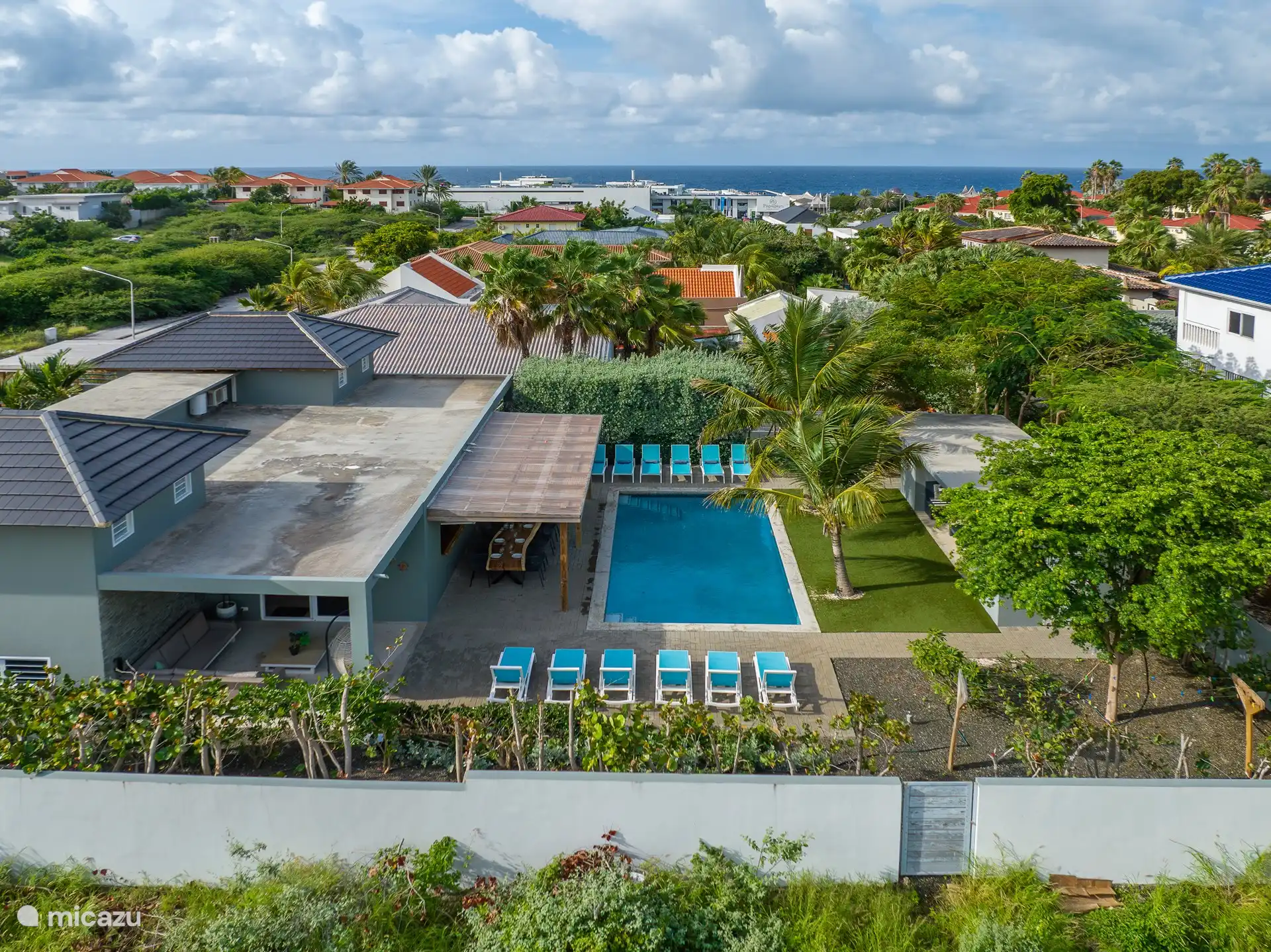 L’arrière de la villa