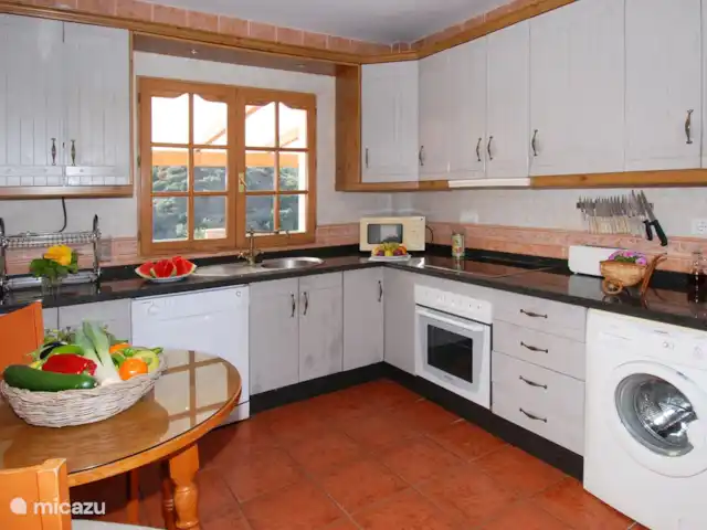 Villa Los Pinos huren in Spanje, Costa del Sol, Comares - villa Keuken ook met uitzicht!