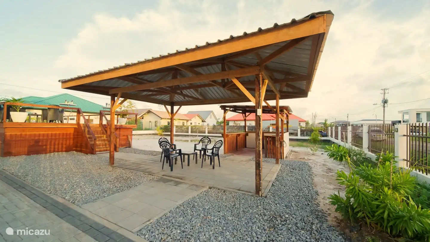 Cabana with bar and stairs to the pool
