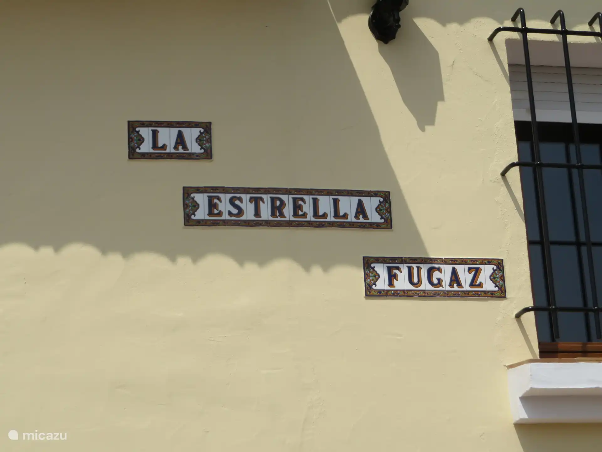 Name of the villa, The shooting star