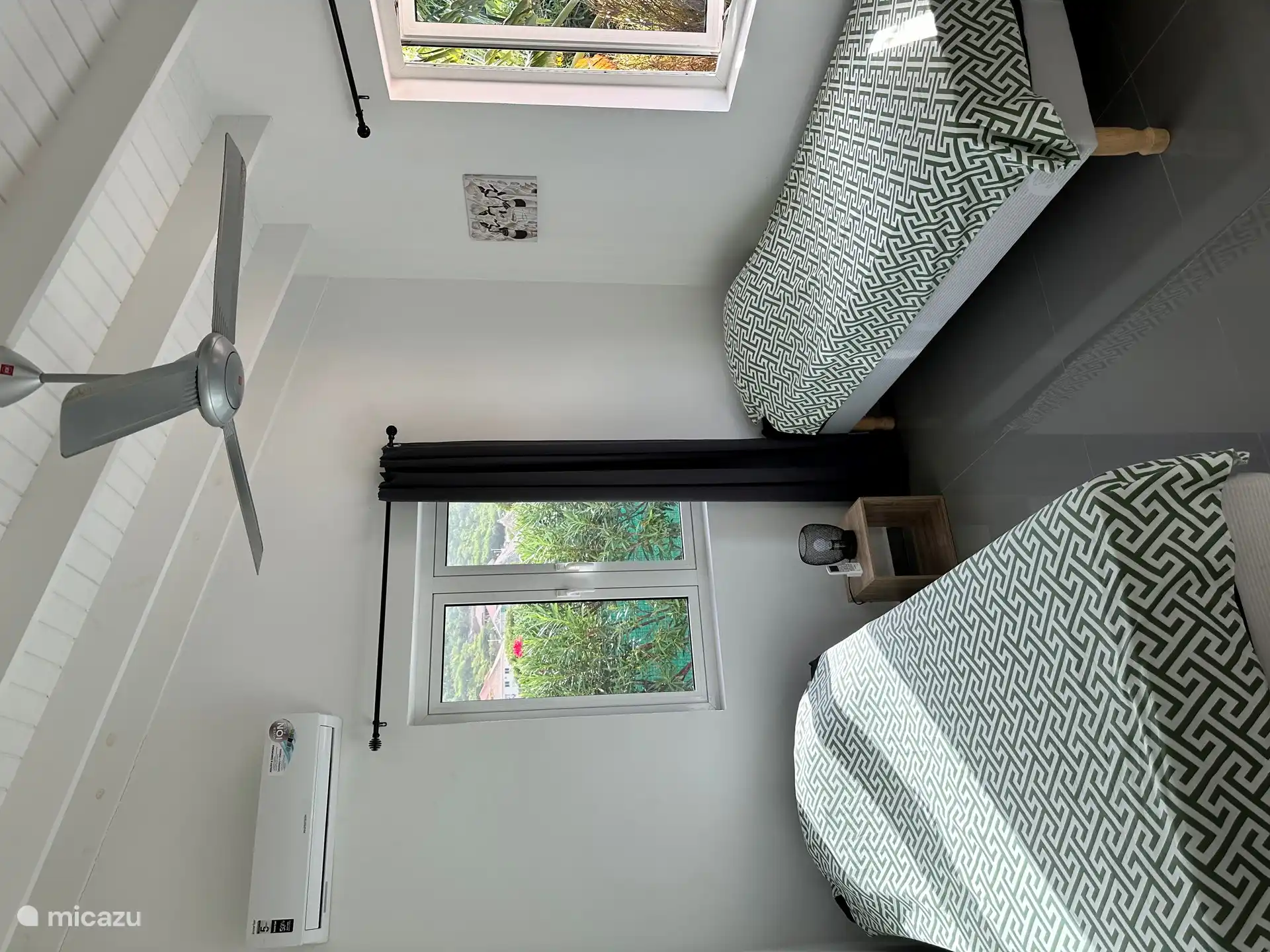 Slaapkamer 2
Met airco en ventilator .