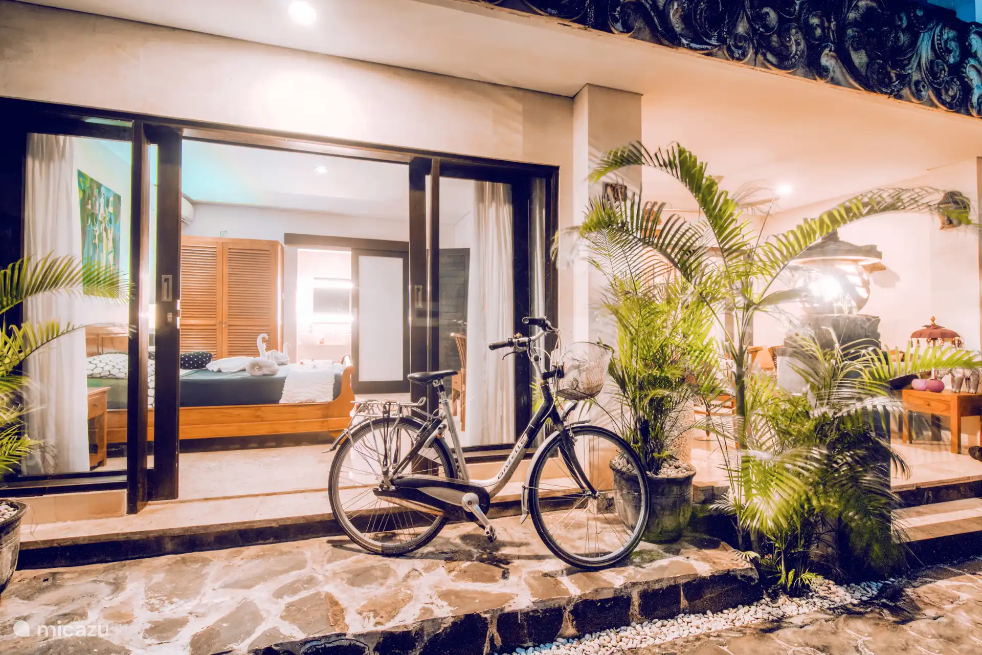 Sliding doors in the bedroom