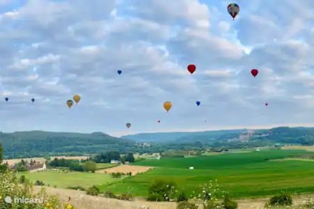 BALLON