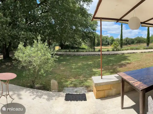 casa rural / cabaña en Francia, Lot, Marminiac – Bella Boissierette 'Pura' vista desde la terraza Pure