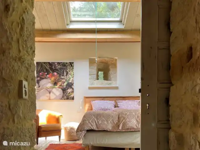 casa rural / cabaña en Francia, Lot, Marminiac – Bella Boissierette 'Pura' Vista al dormitorio principal