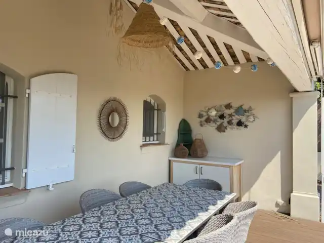 Maison La Belle Vie | France, Côte d'Azur, Sainte-Maxime - villa Table à manger à l'extérieur