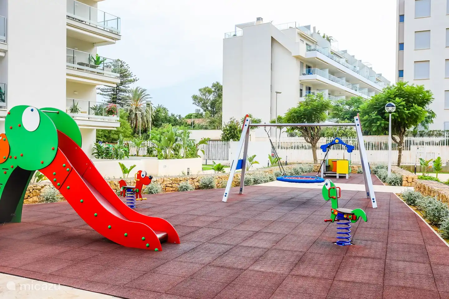 Spielplatz auf dem Komplex