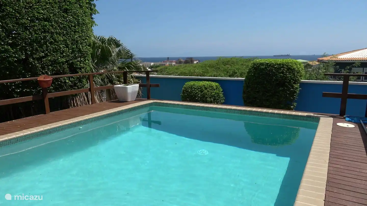 Vue depuis votre piscine privée.