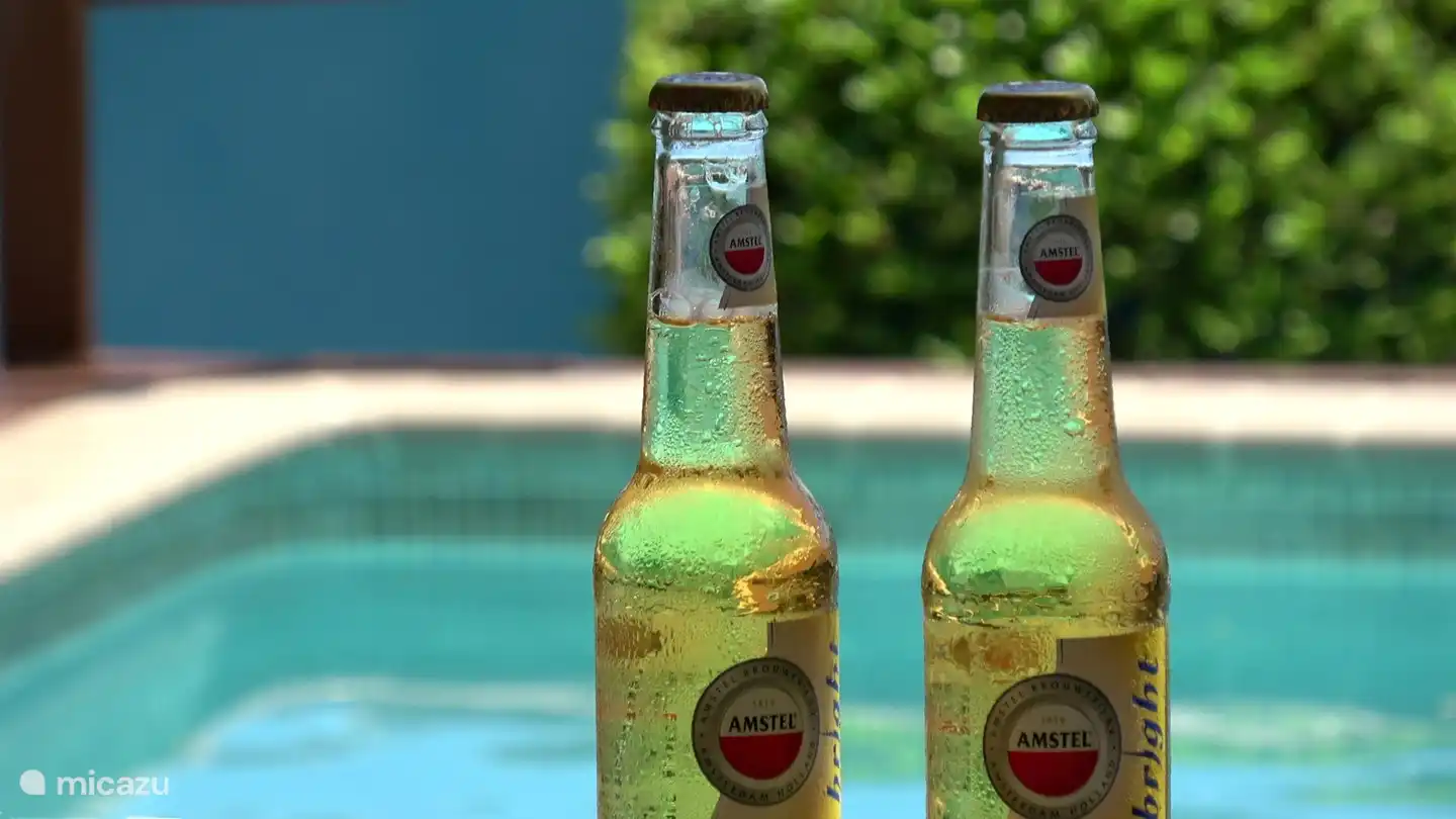 Amstel Bright est une délicieuse bière légère typique des Antilles néerlandaises, très rafraîchissante !