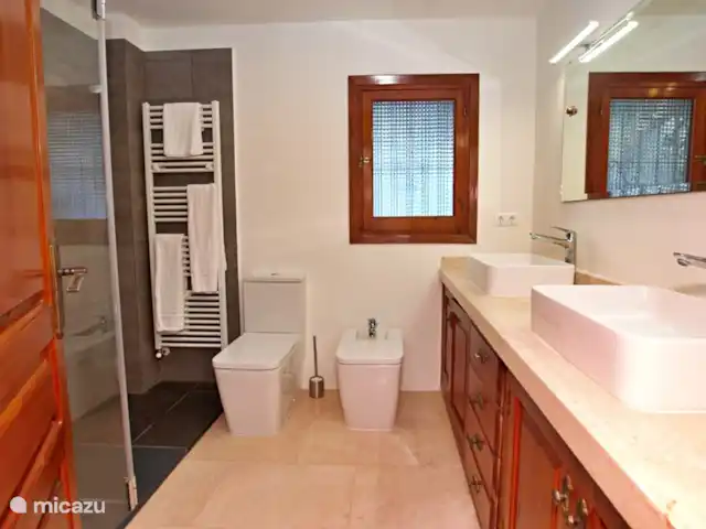 Luxe 12-Persoons Villa in Javea! huren in Spanje, Costa Blanca, Jávea - villa badkamer