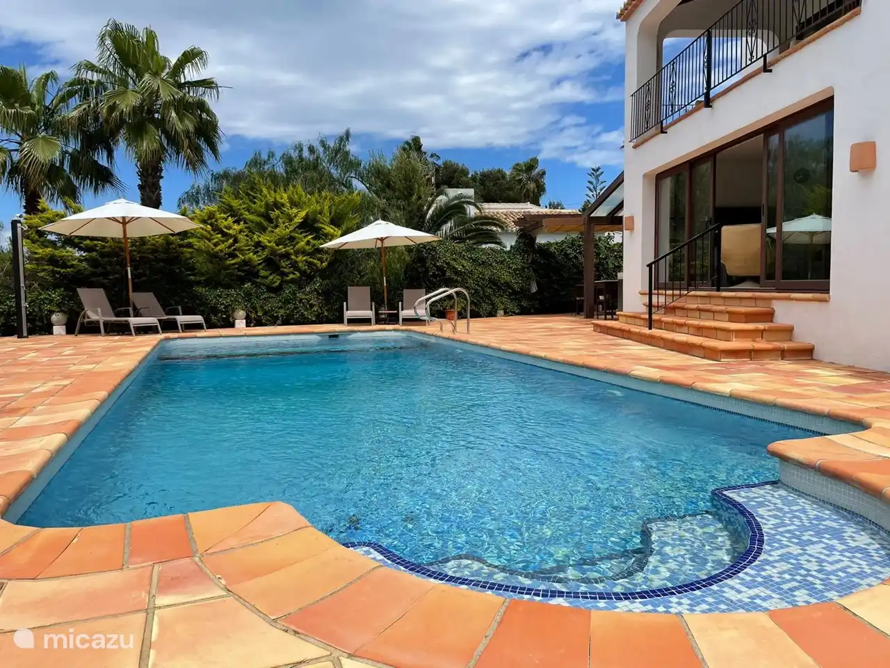 piscine privée, 10 x 4,5 m