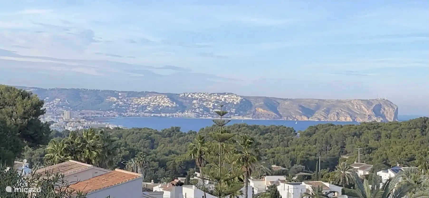vue depuis la naya et le toit-terrasse