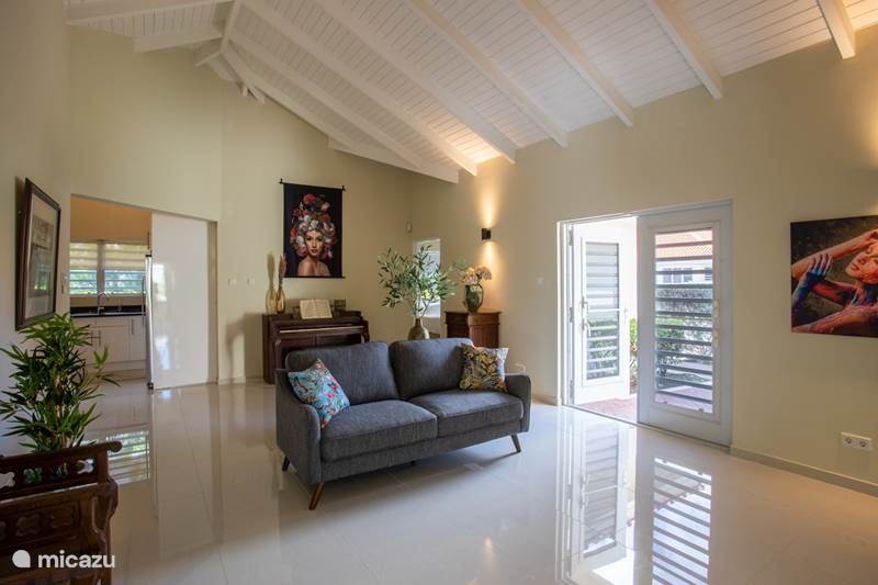 Vacation rental Curaçao, Banda Ariba (East), Jan Sofat Bungalow Residencias Jaloesie