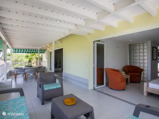 Station balnéaire de la baie de Piscadera 39 | Curaçao, Curaçao-Centre, Piscadera - bungalow Grande véranda avec vue mer
